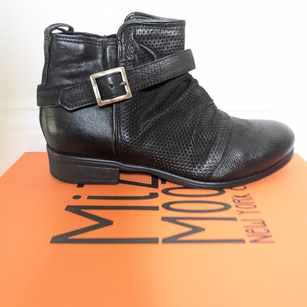 Miz Mooz Leather Ankle Boots with Buckle Suzy Black Size EU 38 US 7.5-8